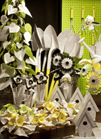 David Stark's (purely paper) Flower Shoppe at west elm Broadway (Photo: Business Wire)