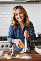 Launching online today on williams-sonoma.com, the exclusive assortment of pasta sauces, seasonings and chef's tools created by Giada were inspired by her Italian heritage and approachable cooking style. (Photo: Business Wire)