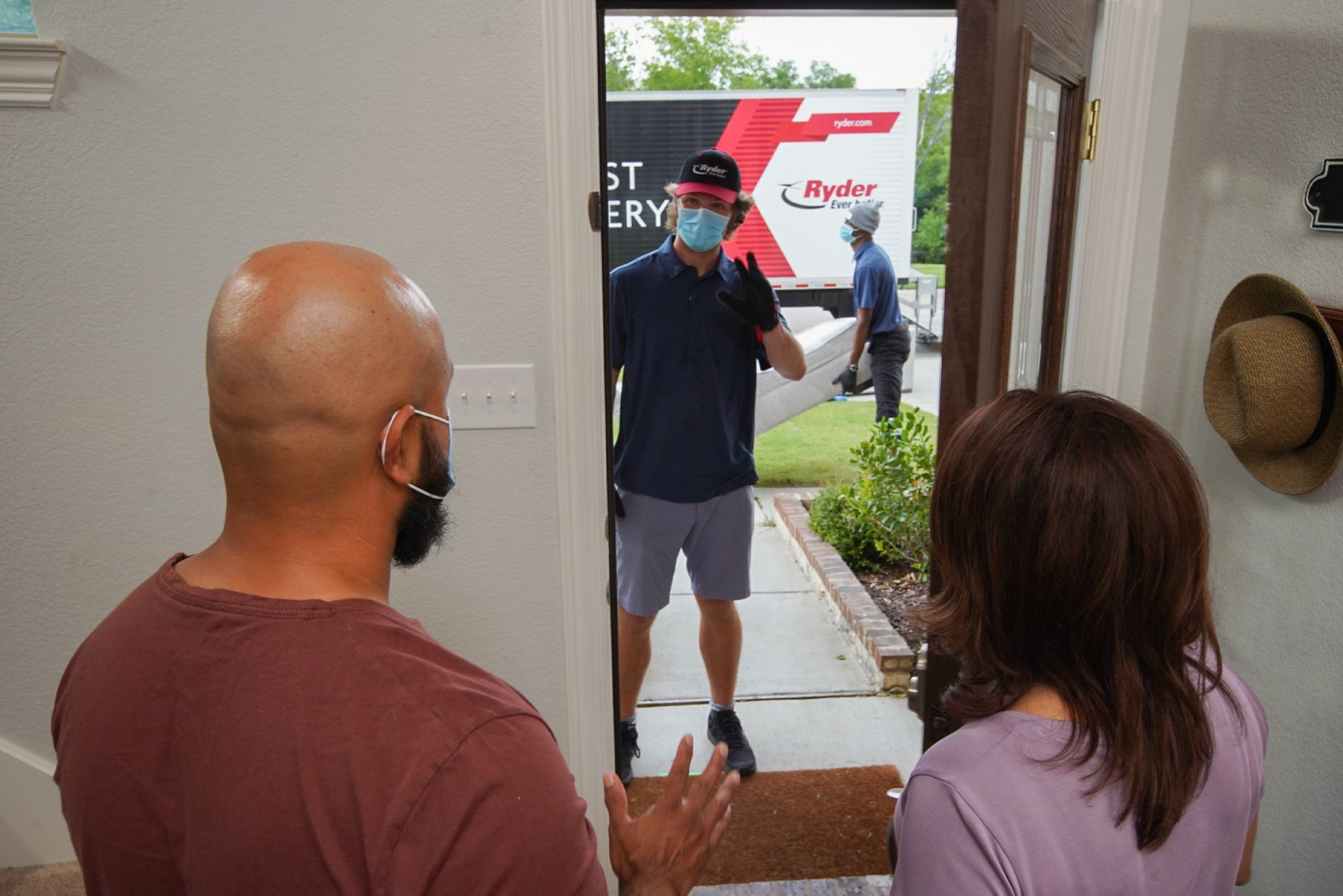 With new distribution centers in the Nashville, Tennessee and Boise, Idaho areas, Ryder addresses growing need for last-mile delivery services for large appliances, furniture, exercise equipment, and more, as populations shift with the ability to work remotely. (Photo: Business Wire)